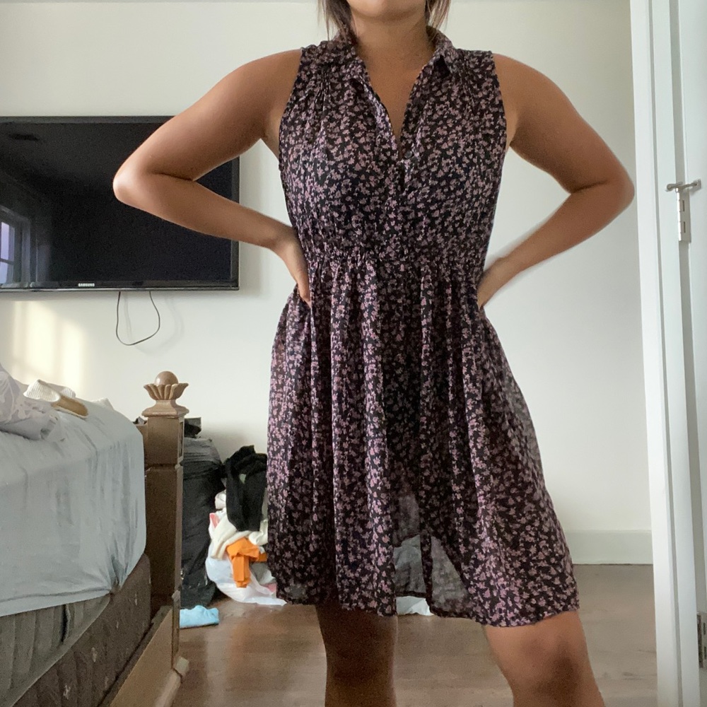 Floral collared sleeveless dress